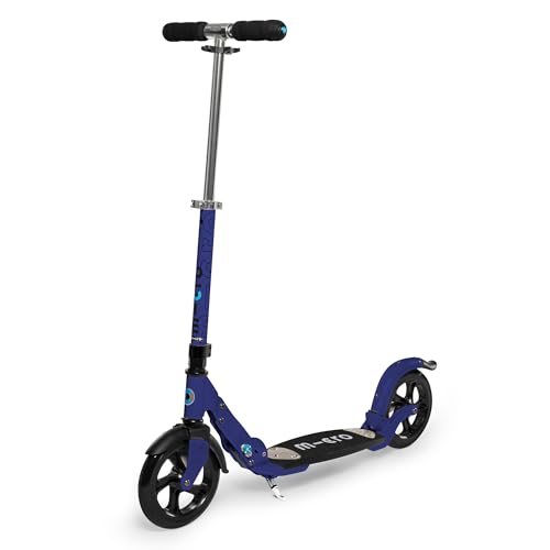 MICRO Scooter mit flexiblem Trittbrett und 200 mm Rollen