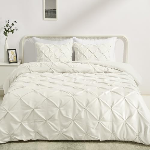 Amazon Basics Pinch Pleat Comforter Bedding Set, Full / Queen, Cream