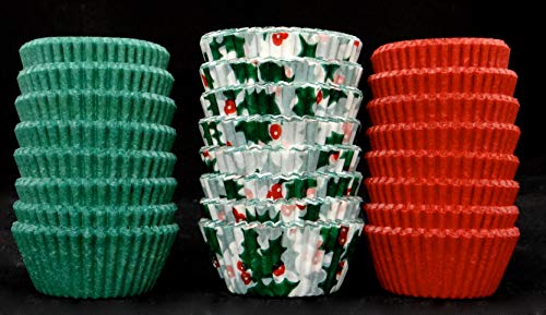 Candy Molds N More - Assorted Christmas Candy Cups #5 Holly - Red, Green - 200 Each/600 Total - Disposable Plastic, Paper Cups