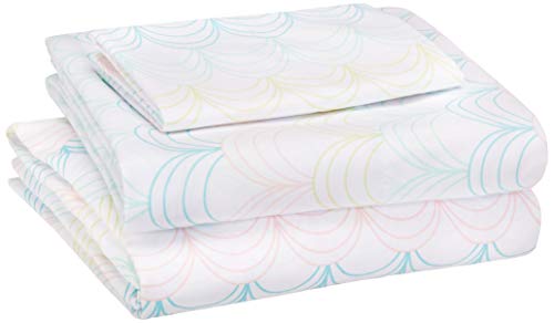 Amazon Basics Kid's Sheet Set - Soft, Easy-Wash Lightweight Microfiber - Twin, Multi-Color Scallop