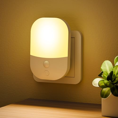 Night Light Plug in Wall with Dusk to Dawn Photocell Sensor, 5 Brightness Levels, ON/Off/AUTO Lighting Mode, 3000K Warm White Night Light for Hallways, Stairs, Bedrooms, Kitchen, 0.3W, 1 Pack